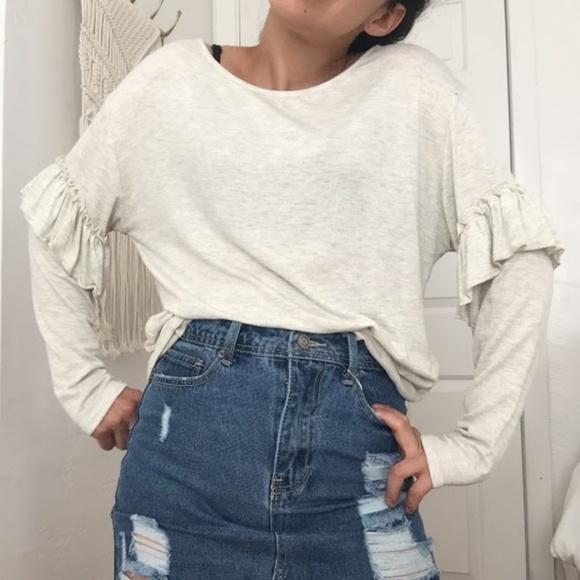 upstyleboutique Tops - NWT Oatmeal Ruffle Long Sleeve
